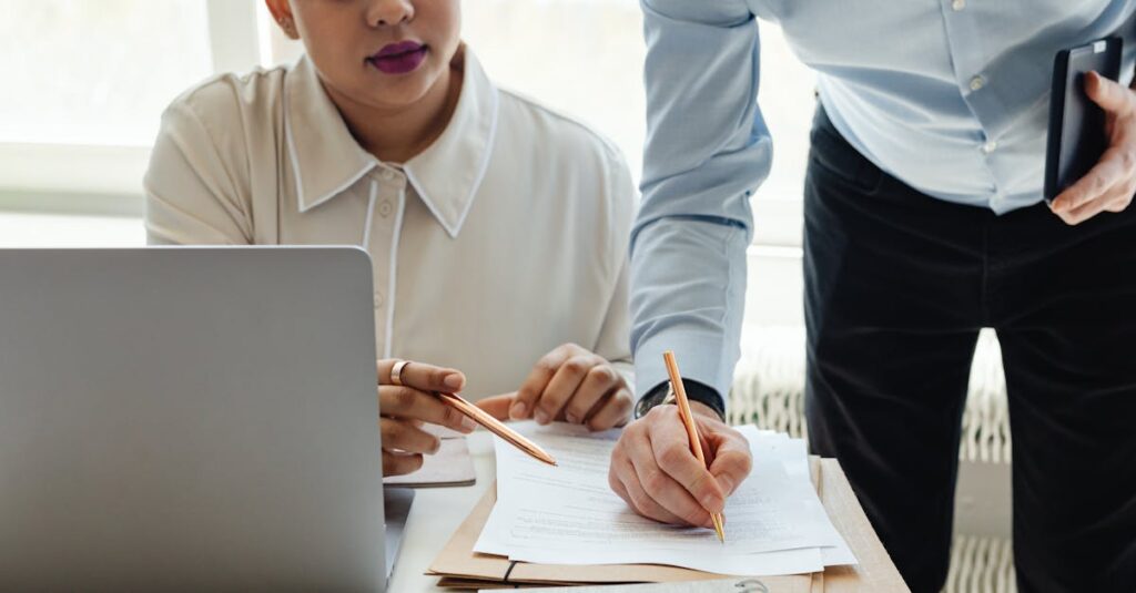 Learn the art of crafting Amazon reviews that captivate readers and boost sales. Master the key strategies in this comprehensive guide.